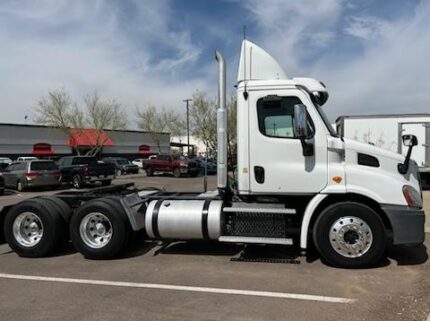 truck 198395 (13+1)-8062368459