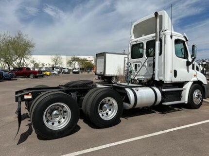 truck 198395 (21+1)-8062368457