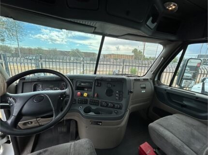 truck 198395 (30+1)-9006108937