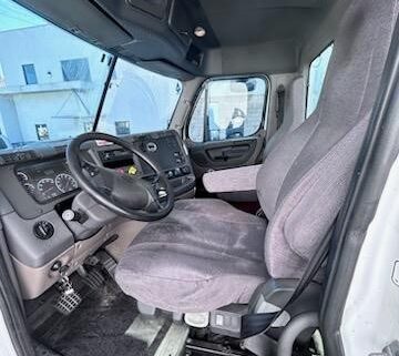 truck 198432 (5+1)-8046701878