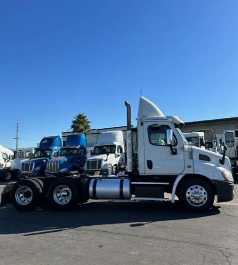 truck 193806 (2+1)-8044049284