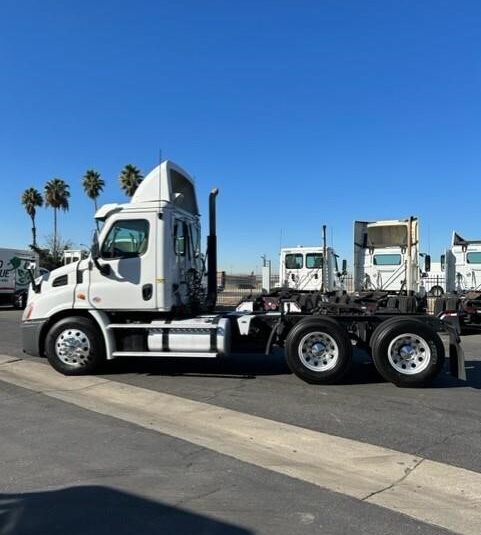 truck 193806 (6+1)-8044049288