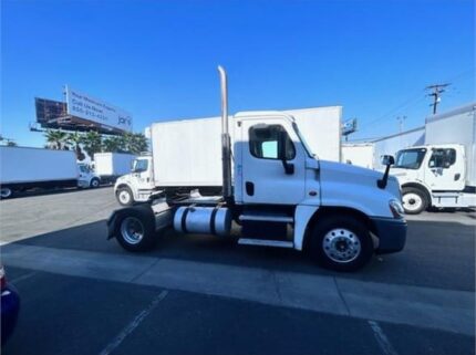 truck 193826 (2+1)-8046701874