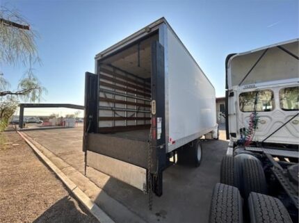 truck 193842 (13+1)-8051807111