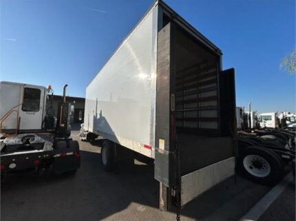 truck 193842 (7+1)-8051807109