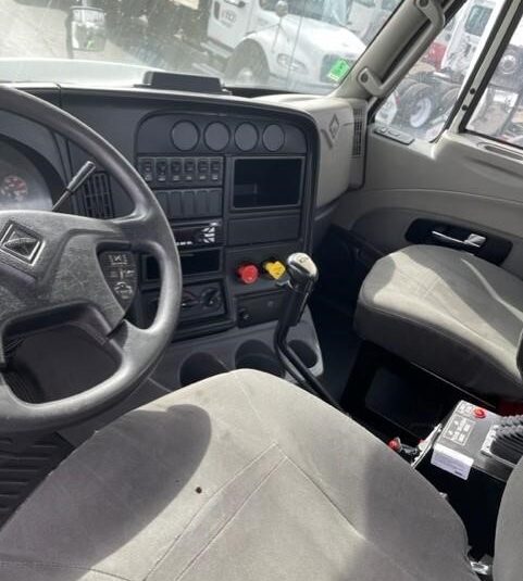 truck 193884 (7+1)-8047582876