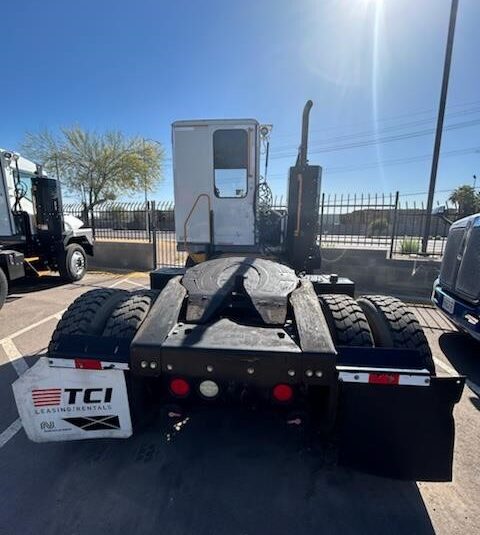 truck 193898 (15+1)-9004933259