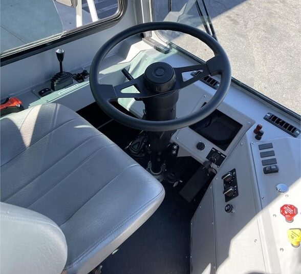 truck 193910 (9+1)-8010119229