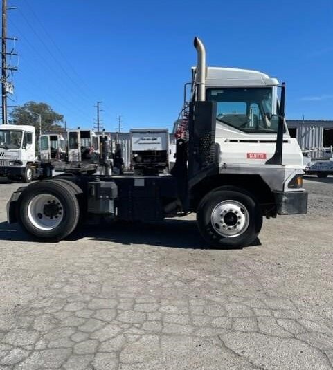 truck 193951 (2+1)-8047472299