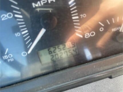 truck 193951 (8+1)-8047472311