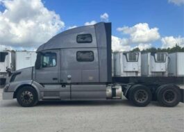 truck 193993 (0+1)-8049785250