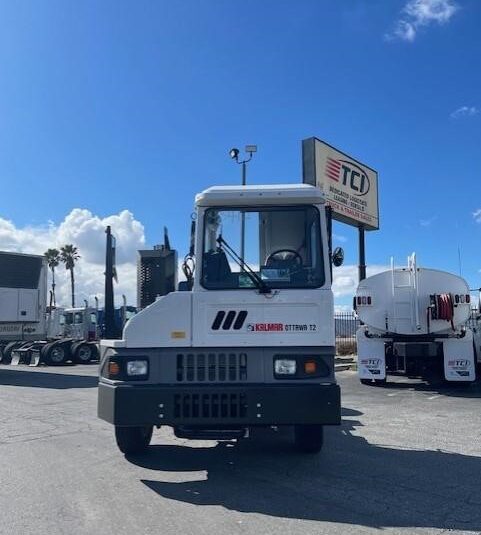 truck 196905 (1+1)-8058336016