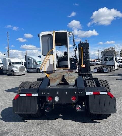 truck 196905 (4+1)-8058336026