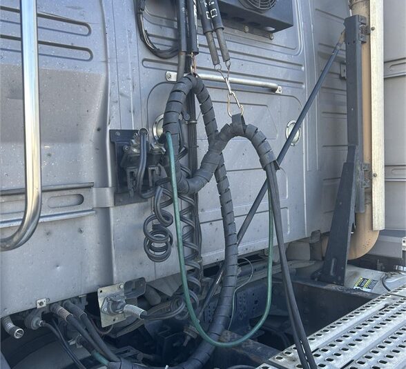 truck 196913 (11+1)-8058813296