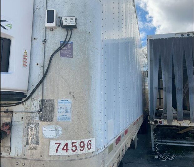 truck 196915 (0+1)-8058826547