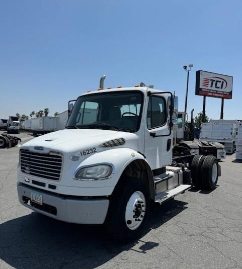 truck 197842 (0+1)-9008562898
