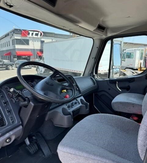 truck 197842 (10+1)-9008562913