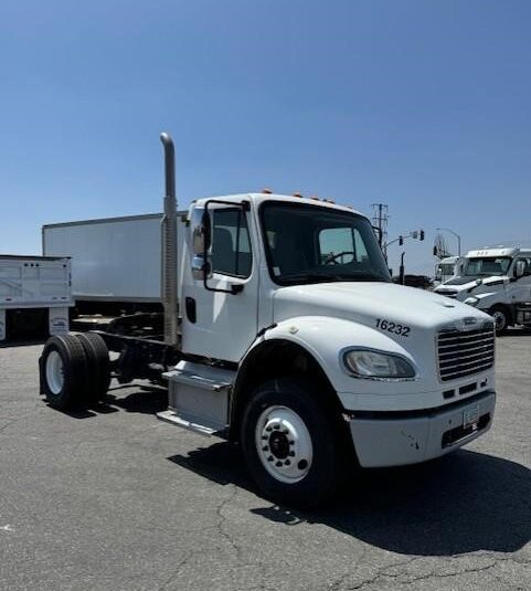 truck 197842 (7+1)-9008562905