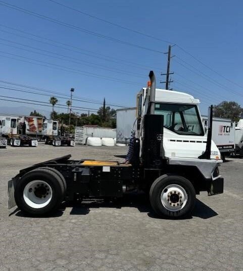 truck 199090 (1+1)-9008047000