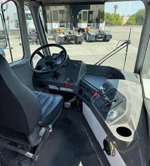 truck 199093 (10+1)-9008054532
