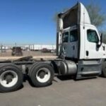 truck 199099 (25+1)-9008346135