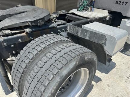 truck 201727 (5+1)-9011418639
