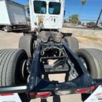 truck 202031 (6+1)-9010477867