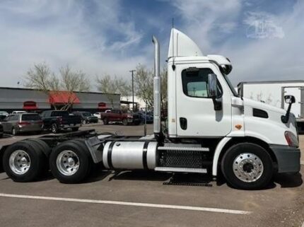 truck 202680 (1+1)-9023140438