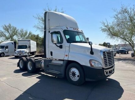 truck 202940 (9+1)-9021708459