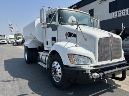 truck 202971 (1+1)-9025378284