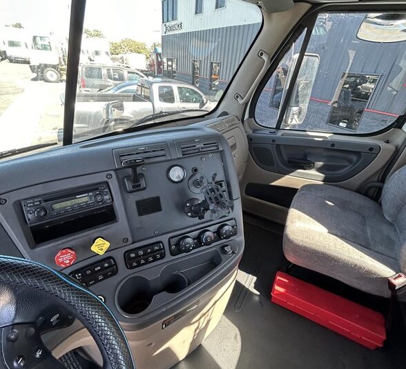 truck 203069 (4+1)-9026389478