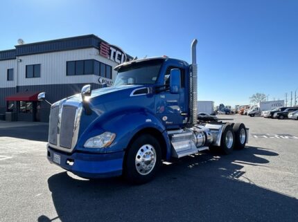truck 203136 (7+1)-9027607606