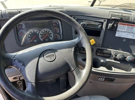 truck 203172 (13+1)-9028275651