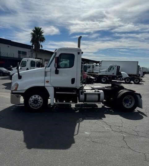 truck 203175 (2+1)-9028705860