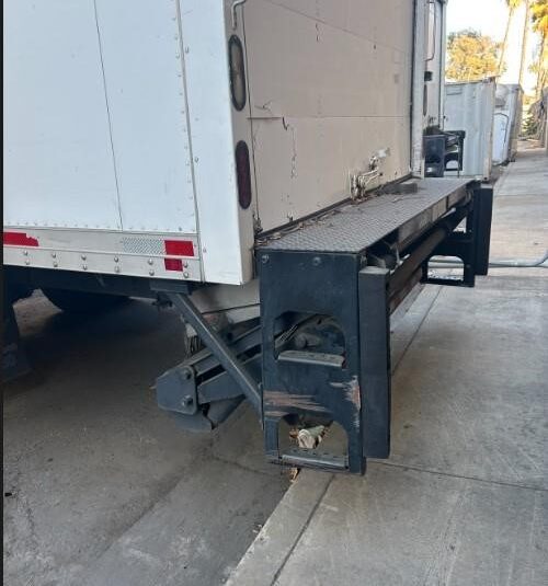 truck 203477 (10+1)-9029986168