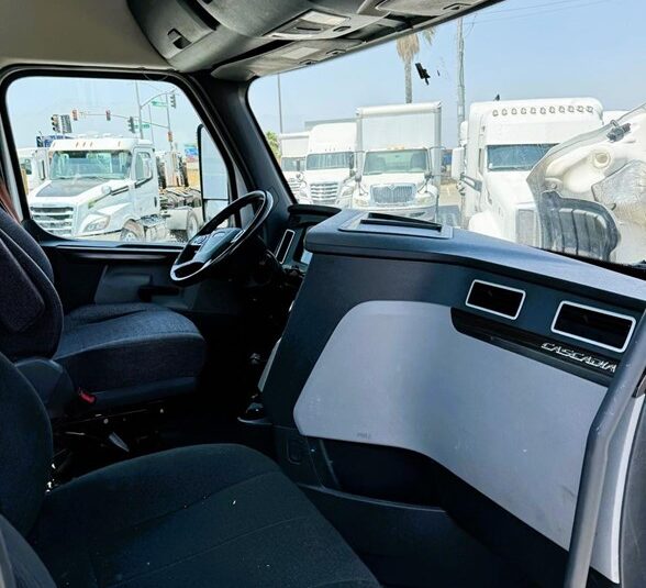 truck 203479 (7+1)-9030516093