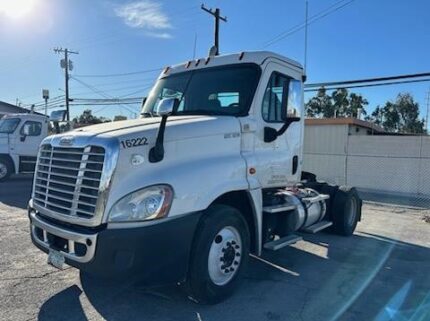 truck 203588 (0+1)-9031022863