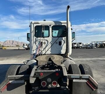 truck 203588 (6+1)-9031022860