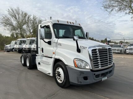 truck 203625 (1+1)-9032397327