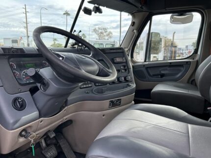 truck 203625 (12+1)-9032397602