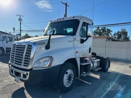truck 203627 (4+1)-9032424580
