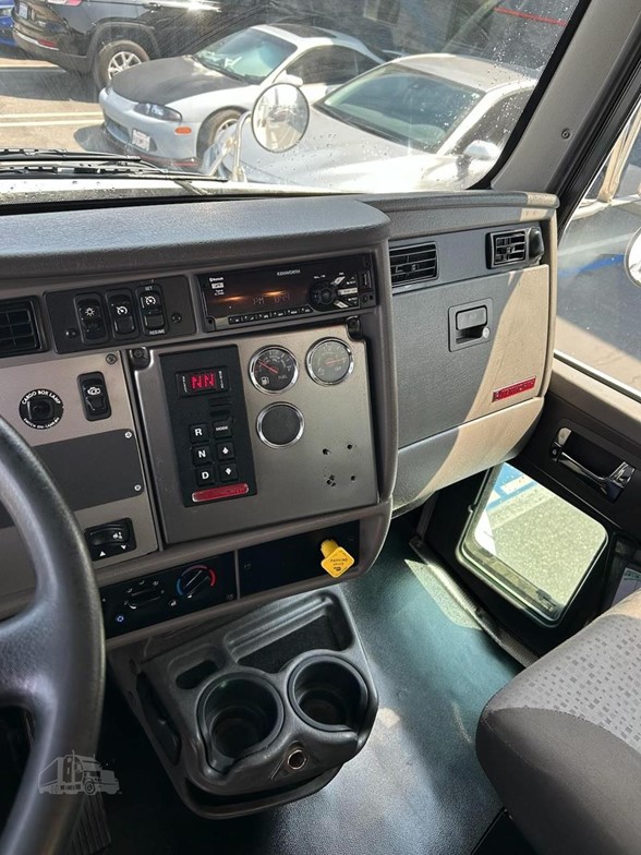 truck 204028 (5+1)-9037619522