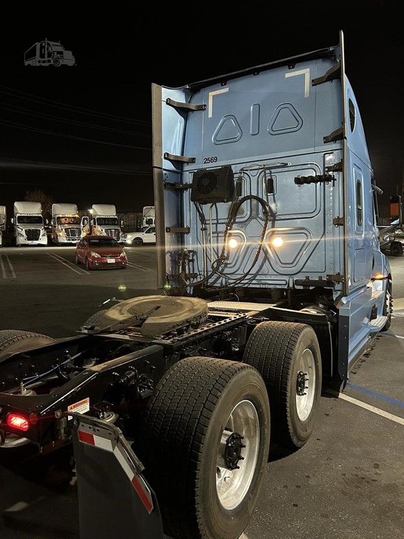 truck 204181 (4+1)-9040940233