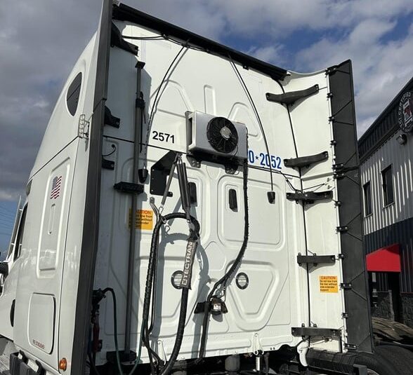 truck 204698 (7+1)-9058238980