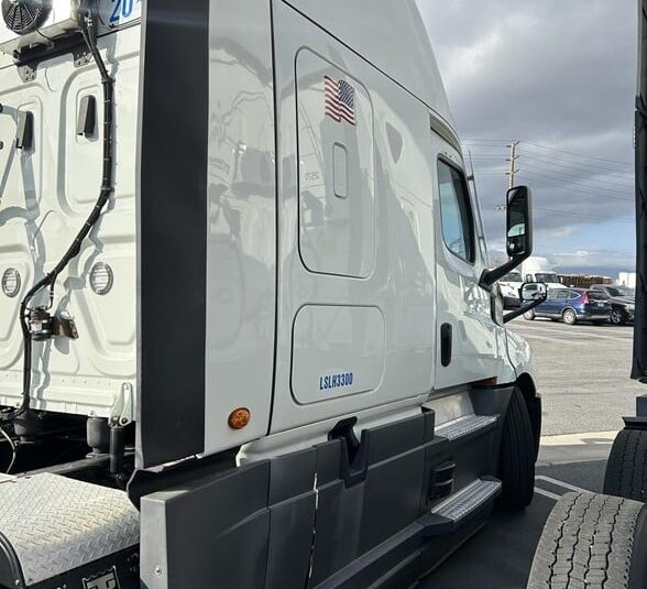 truck 204698 (9+1)-9058239551