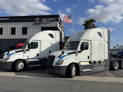 truck 204703 (0+1)-9058237619