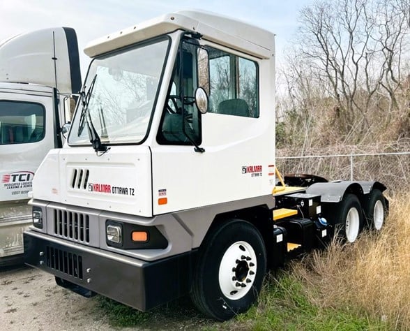 truck 204724 (0+1)-9045590549