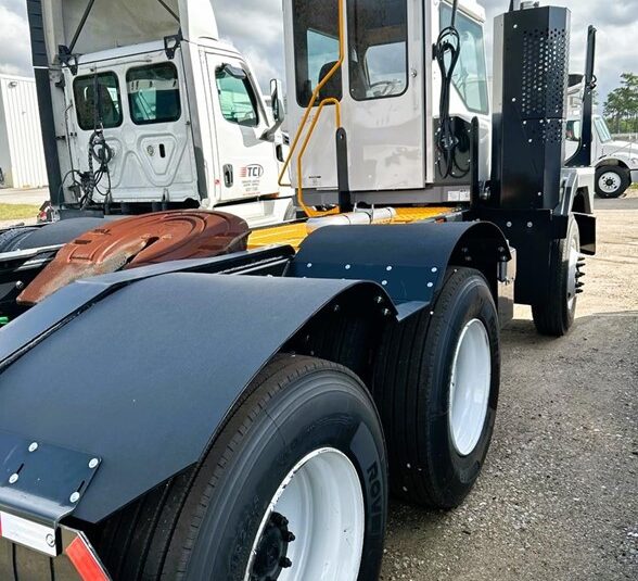 truck 204724 (3+1)-9045590617