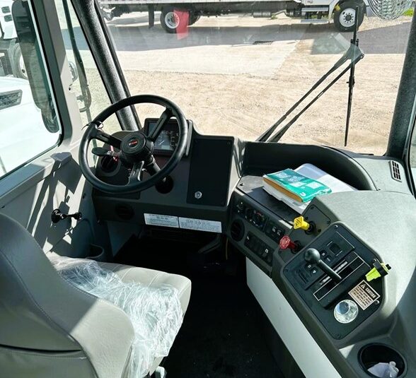 truck 204724 (6+1)-9045591608