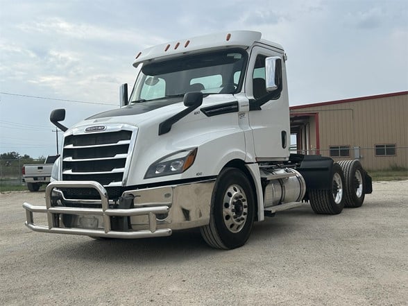 truck 208117 (4+1)-8039339647